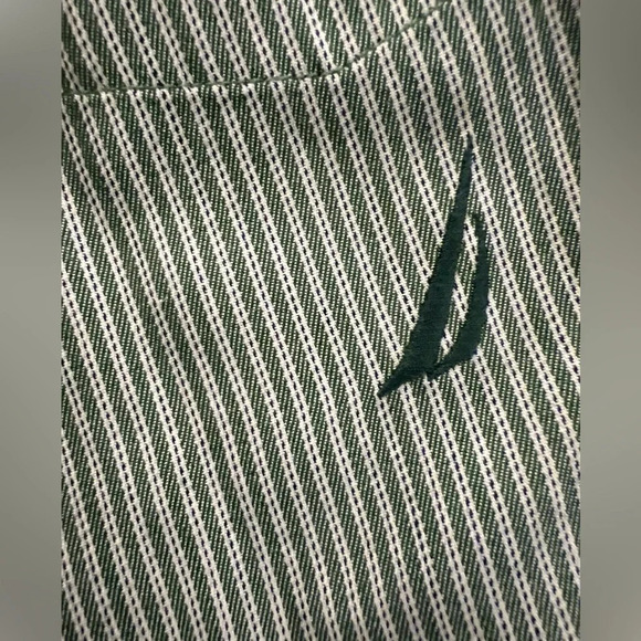 Nautica Long Sleeve Dress/Casual Shirt - Picture 7 of 11